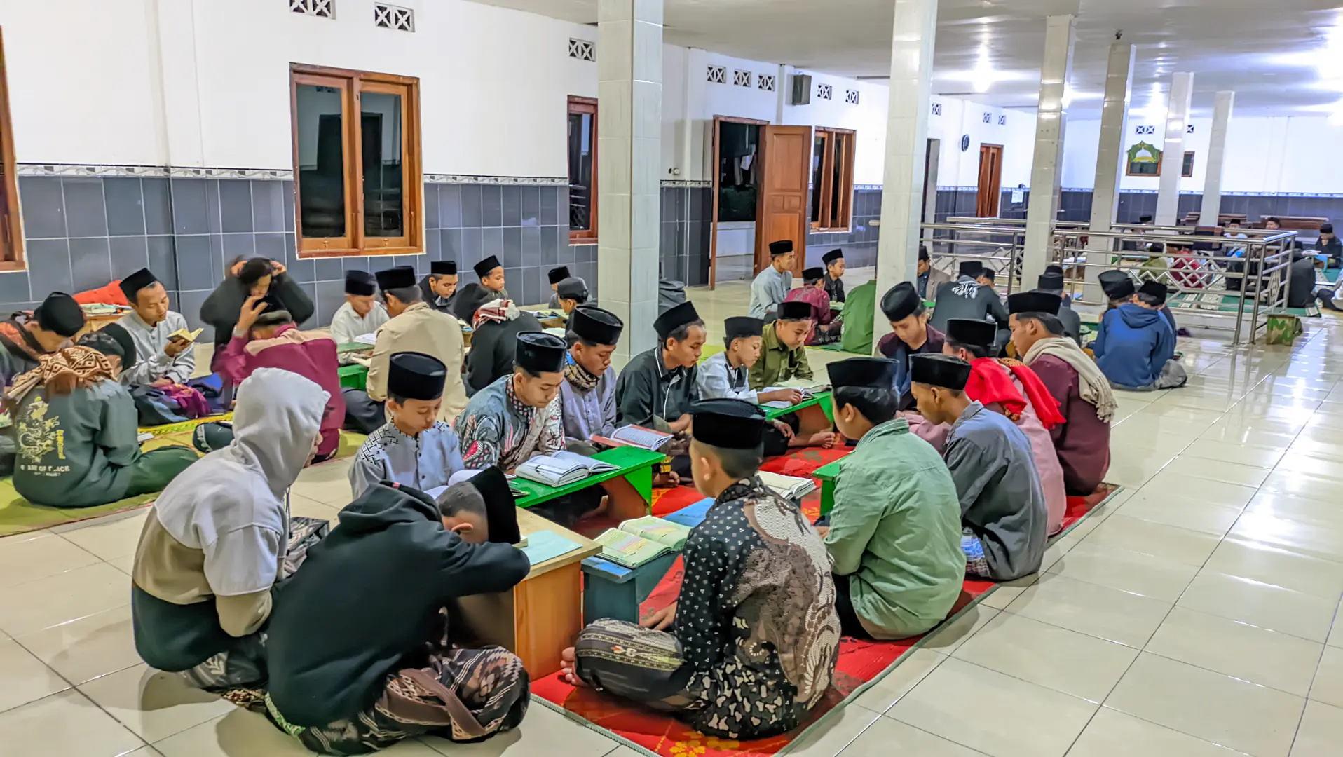 Santri Belajar