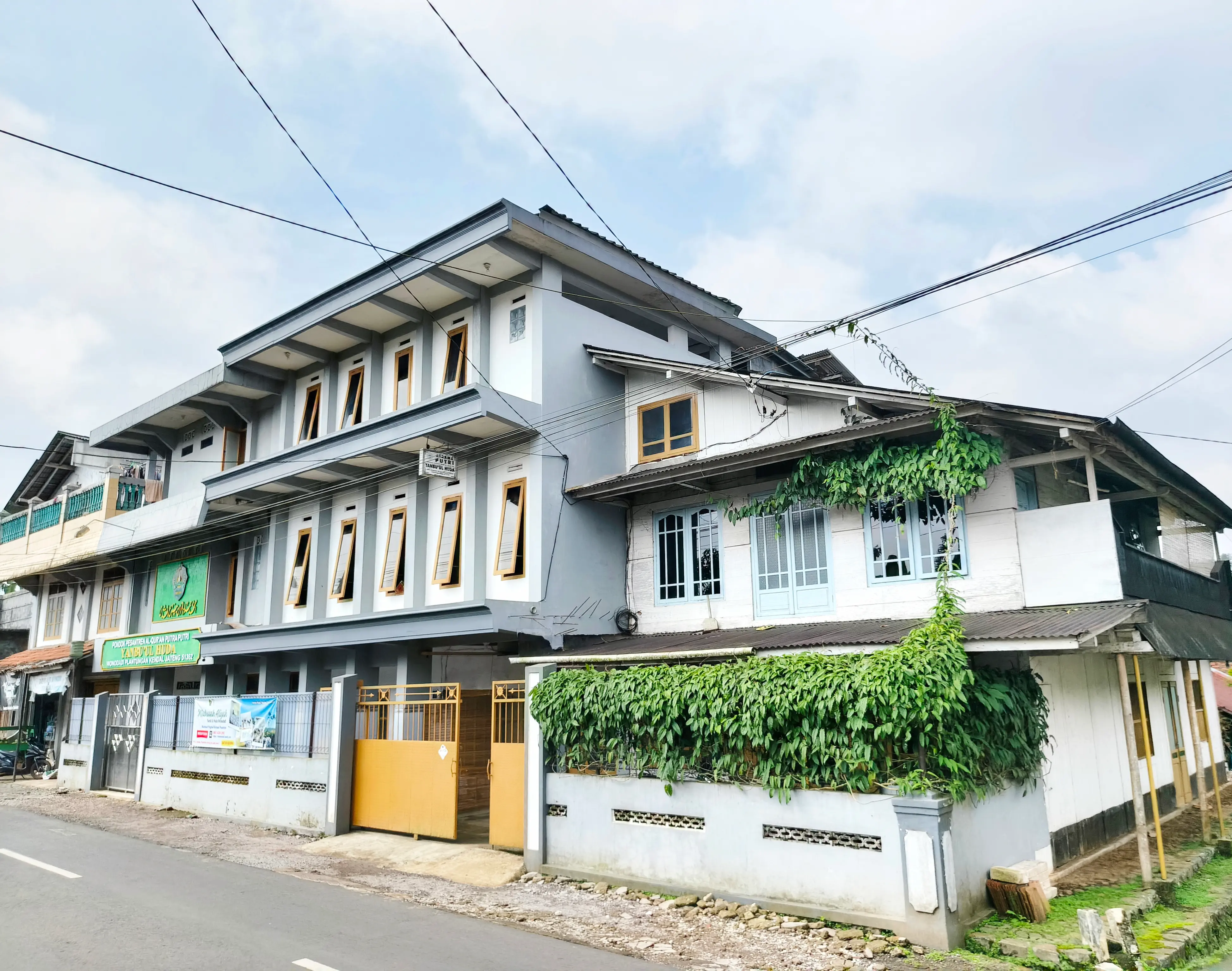 Suasana Pondok